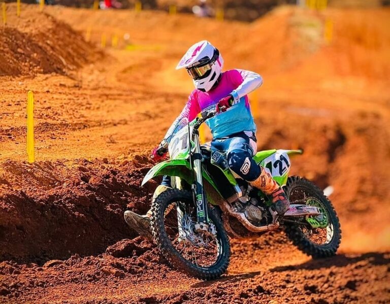 Campeonato Estadual de Motocross 2025 é encerrado em Cuiabá e atleta de Campo Novo conquista título