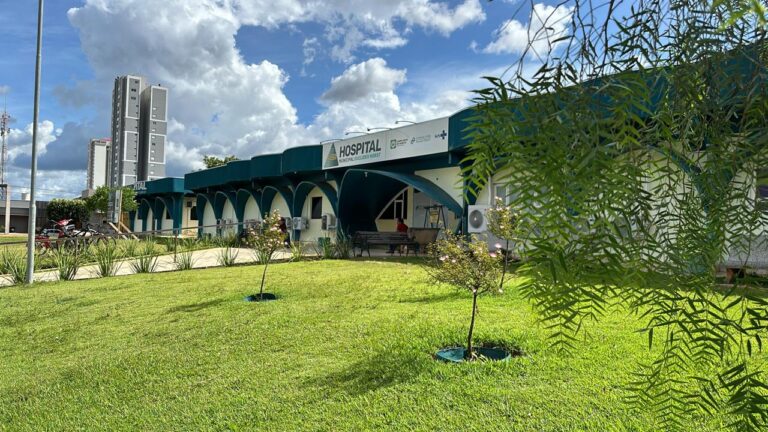 Homem é esfaqueado por irmão após desentendimento e dá entrada no Hospital em Campo Novo