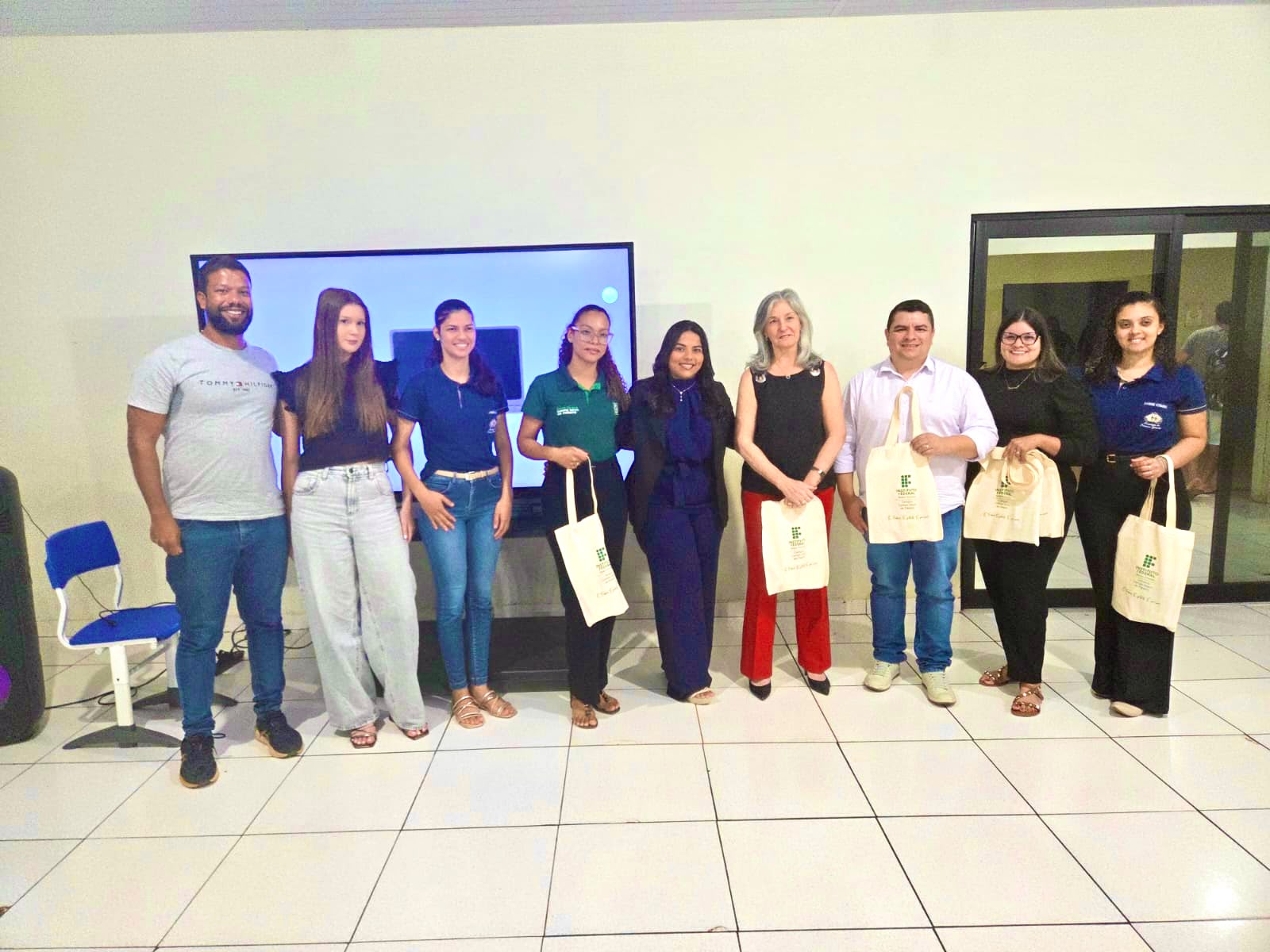 Prefeitura de Campo Novo do Parecis apresenta programa Empreende CNPJ a estudantes do IFMT