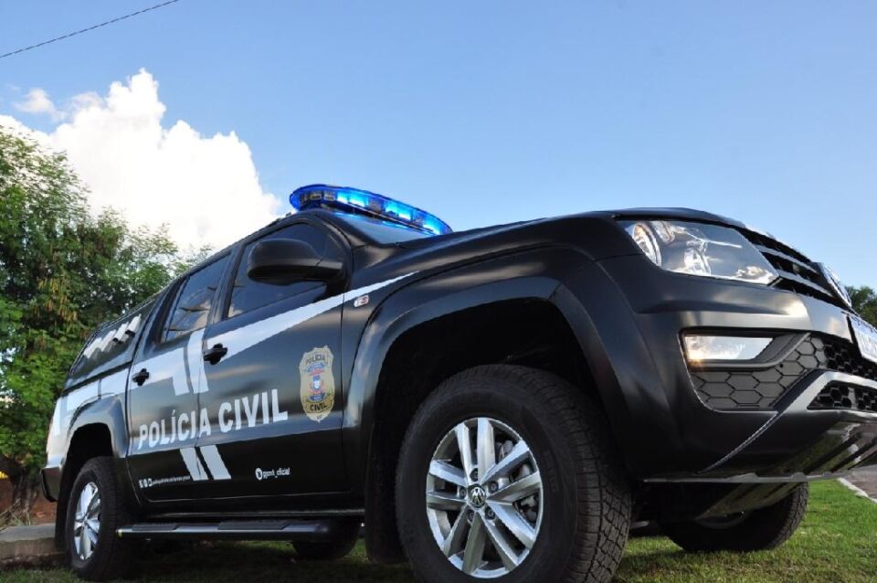 Suspeito foge de hospital ao ver policiais e acaba preso escondido em quadra em Campo Novo do Parecis